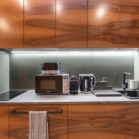 Luxury In The Absolute Center Apartamento *